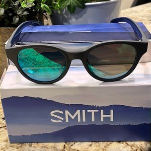 Smith Optics, “Snare”, matte smoke blue, unisex, polarized grey lens sport sun.